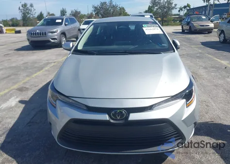 2025 Toyota Corolla Le z USA, uszkodzony, nr VIN 5YFB4MDE0SP283731